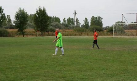 Geszteréd Fc futballisták mérkőzés közben