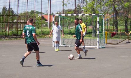 Miki Kupa 2022, futballisták futballoznak